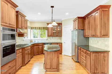 100 Strawthorne Court Apex NC 27502