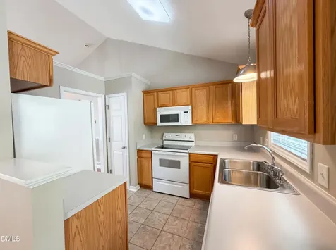 2037 Fairview Lane Sanford NC 27330