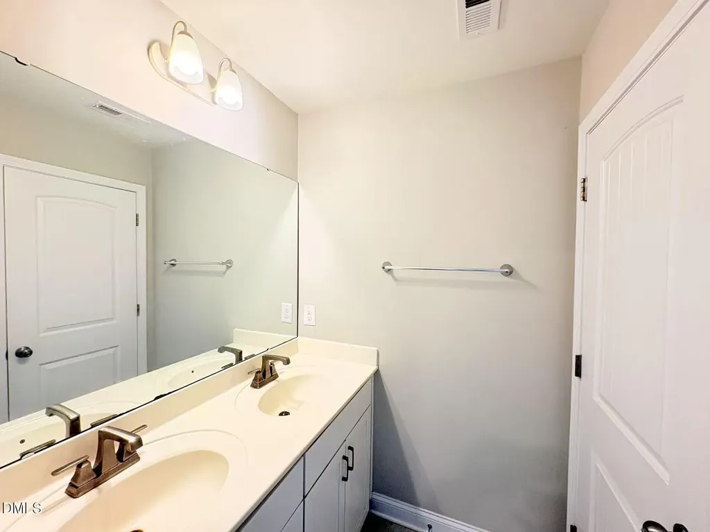 713 Newlyn Drive Raleigh NC 27606