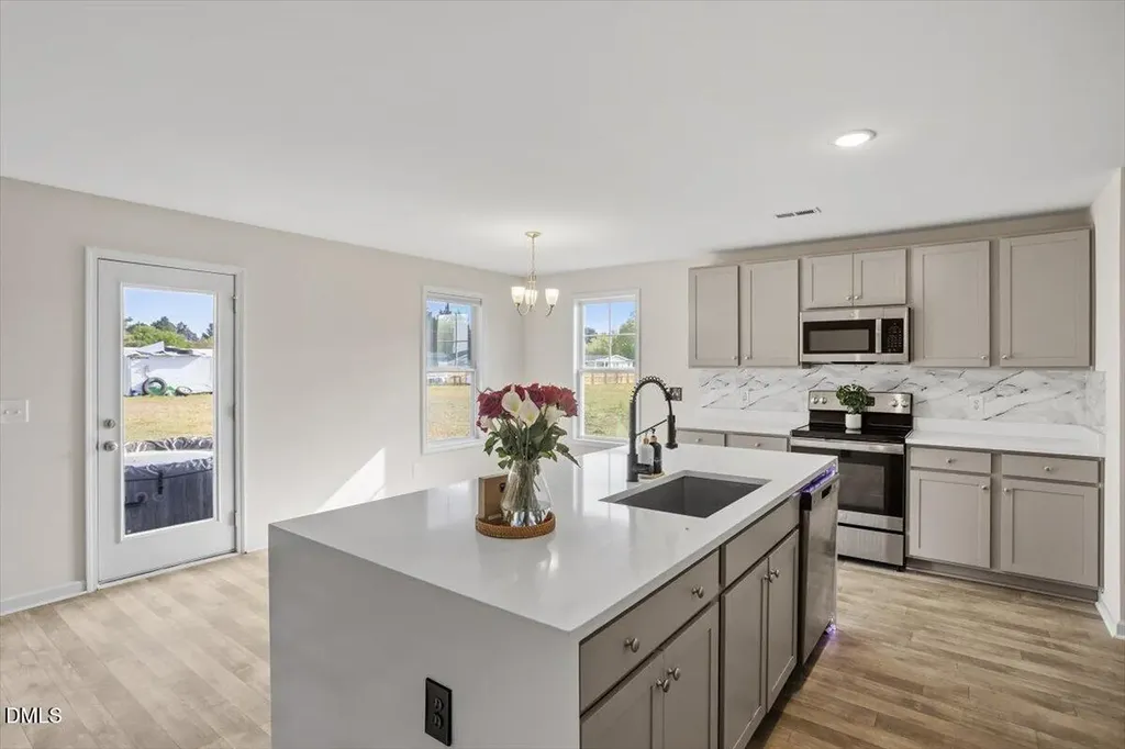 107 Alderman Court Dunn NC 28334