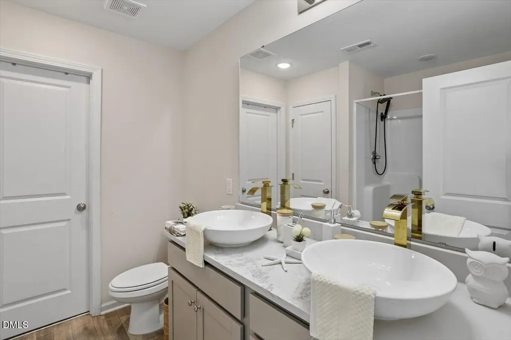 107 Alderman Court Dunn NC 28334