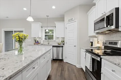 3046 Marion Heights Drive Kinston NC 28504