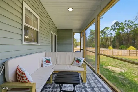 3046 Marion Heights Drive Kinston NC 28504