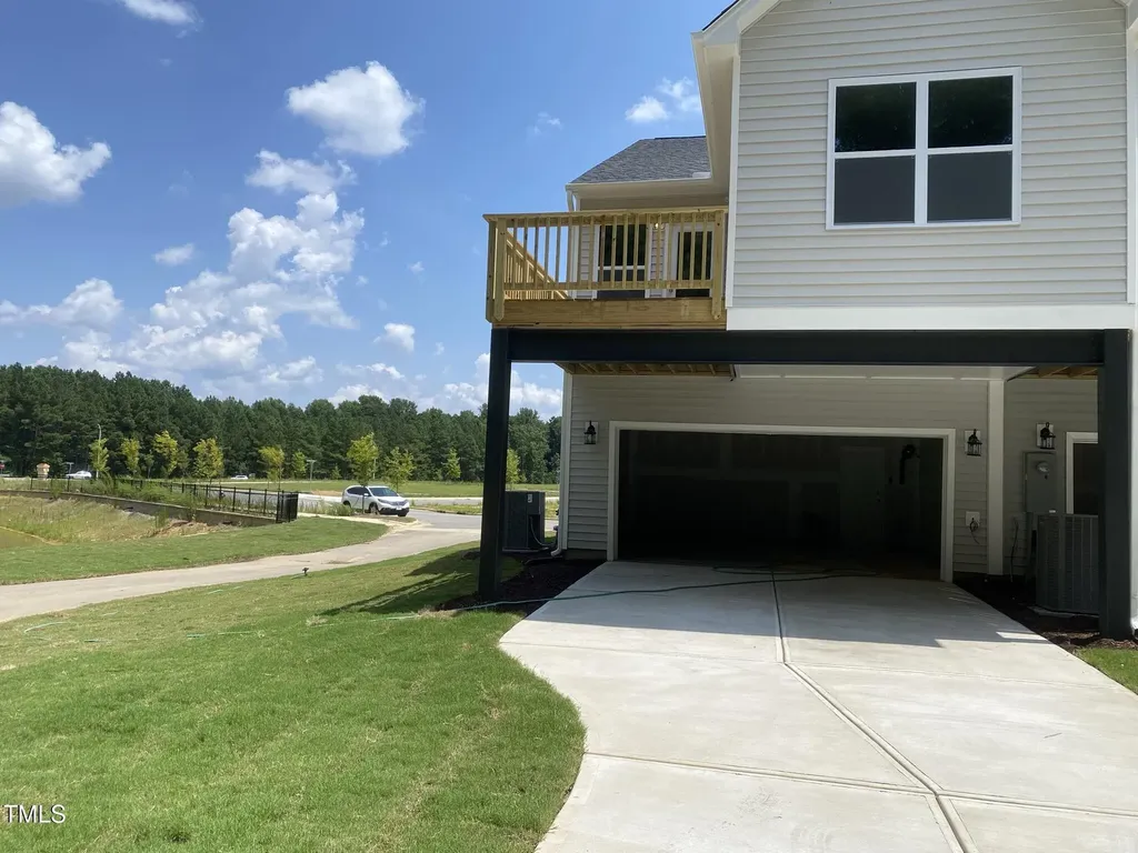 1841 Kauri Cliffs Drive Fuquay Varina NC 27526