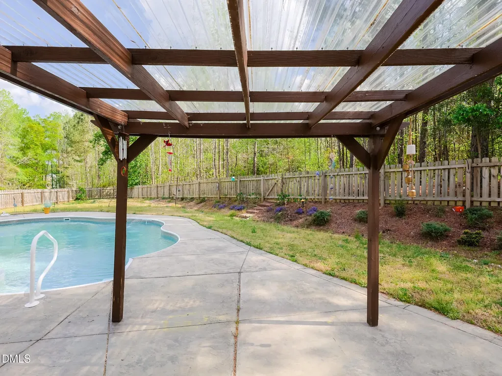 832 Logan Meadow Court Fuquay Varina NC 27526