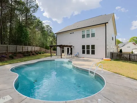 832 Logan Meadow Court Fuquay Varina NC 27526