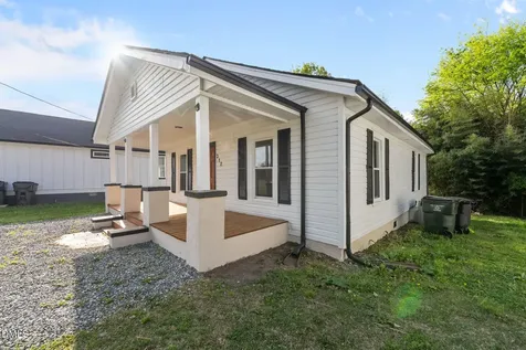 312 Cleveland Avenue Burlington NC 27215