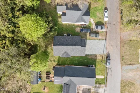 312 Cleveland Avenue Burlington NC 27215