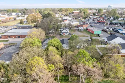 312 Cleveland Avenue Burlington NC 27215