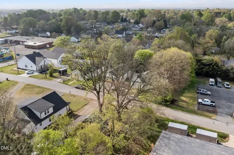 312 Cleveland Avenue Burlington NC 27215