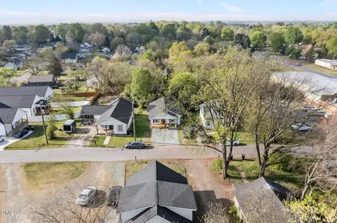 312 Cleveland Avenue Burlington NC 27215
