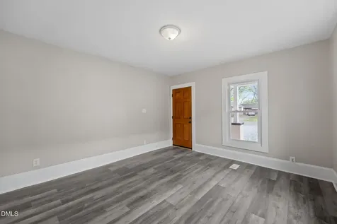 312 Cleveland Avenue Burlington NC 27215