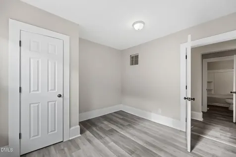 312 Cleveland Avenue Burlington NC 27215