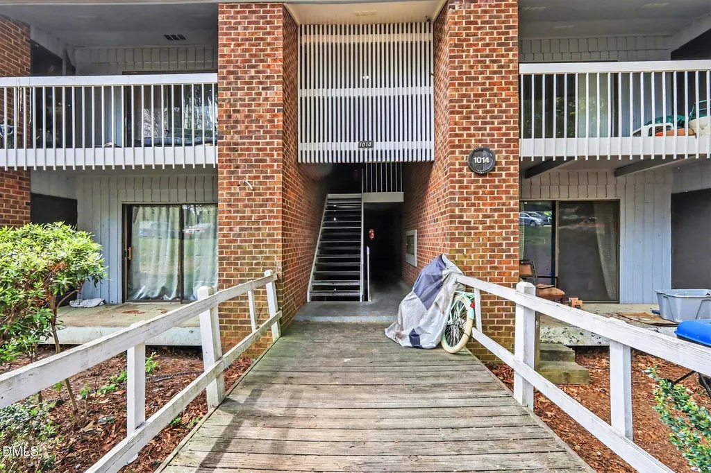 1014 Sandlin Place Raleigh NC 27606