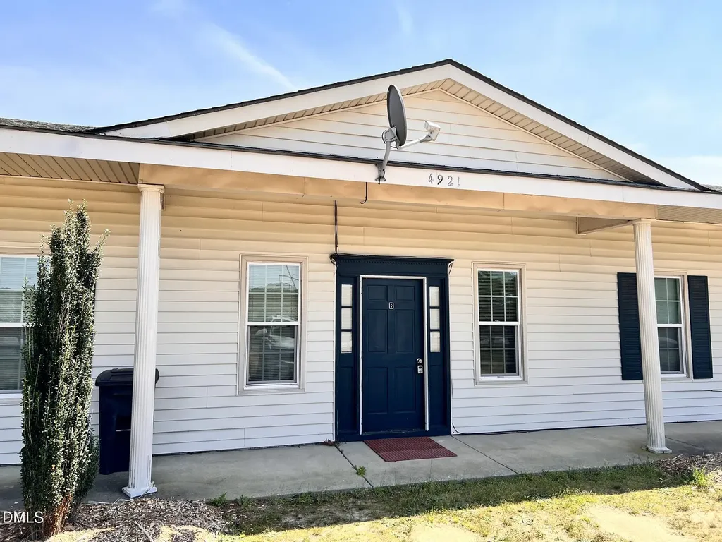4921 Fairground Road Dunn NC 28334