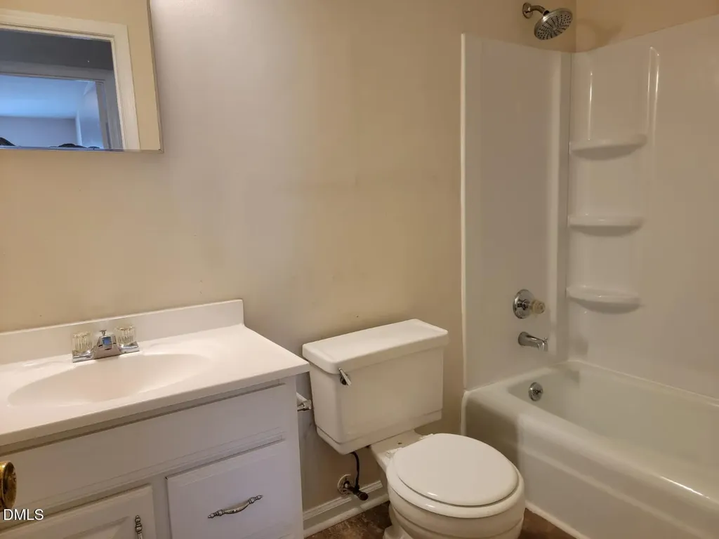 809 Plentywood Court Raleigh NC 27615