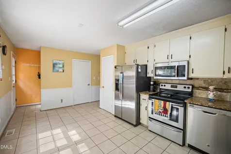 117 Red Bud Court Cary NC 27513