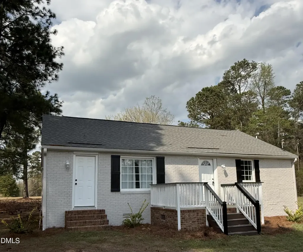 2122 Godwin Lake Road Benson NC 27504