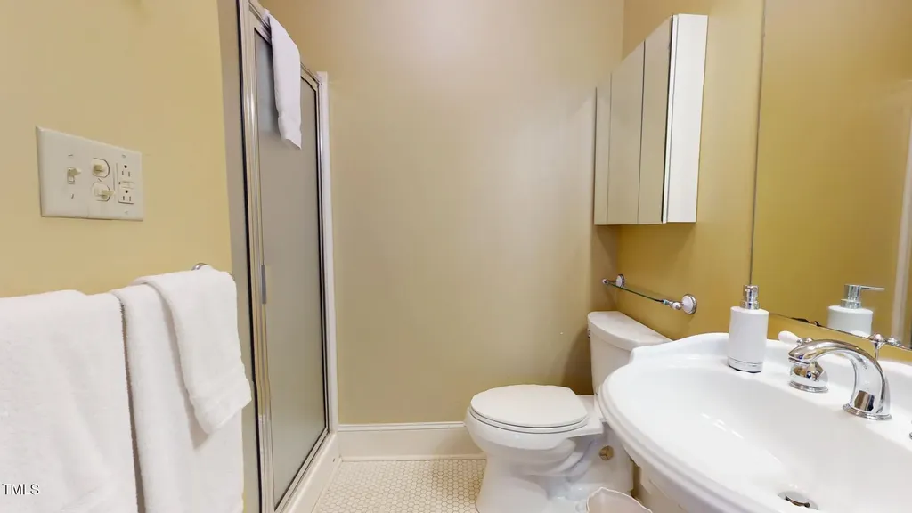 238 N Main Street Wake Forest NC 27587