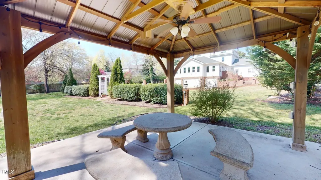 238 N Main Street Wake Forest NC 27587