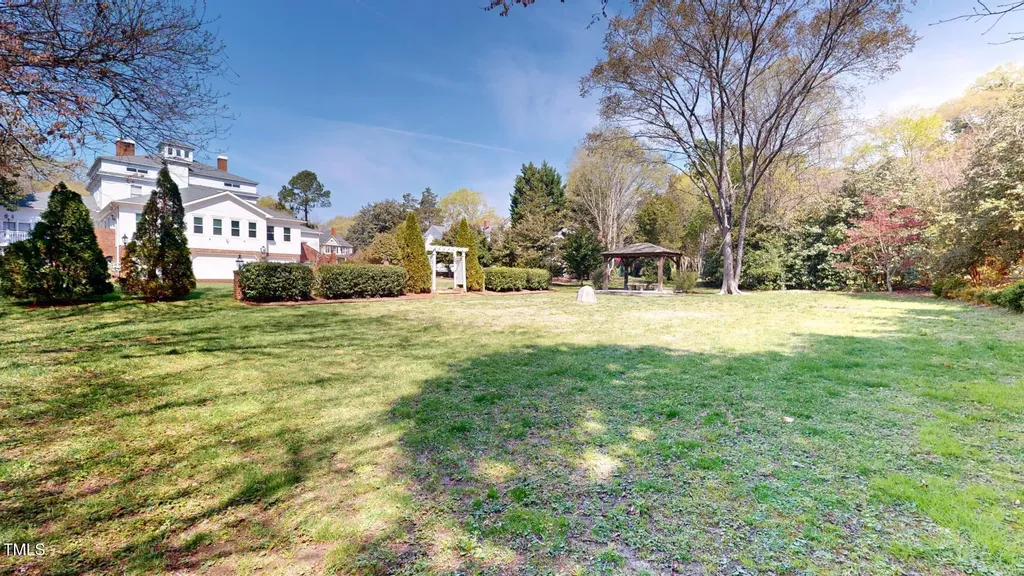 238 N Main Street Wake Forest NC 27587