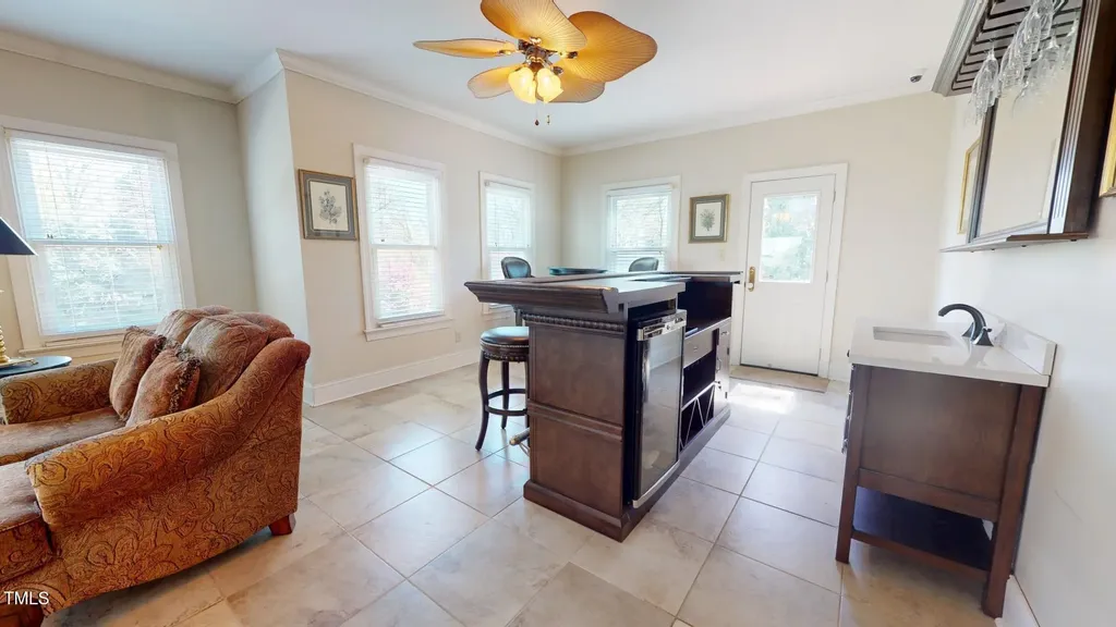 238 N Main Street Wake Forest NC 27587
