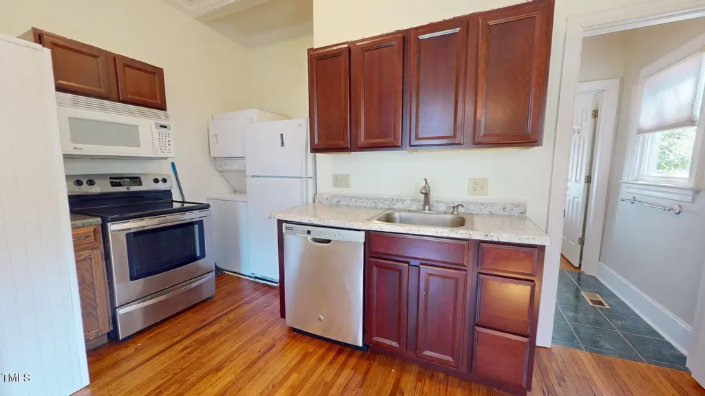 238 N Main Street Wake Forest NC 27587