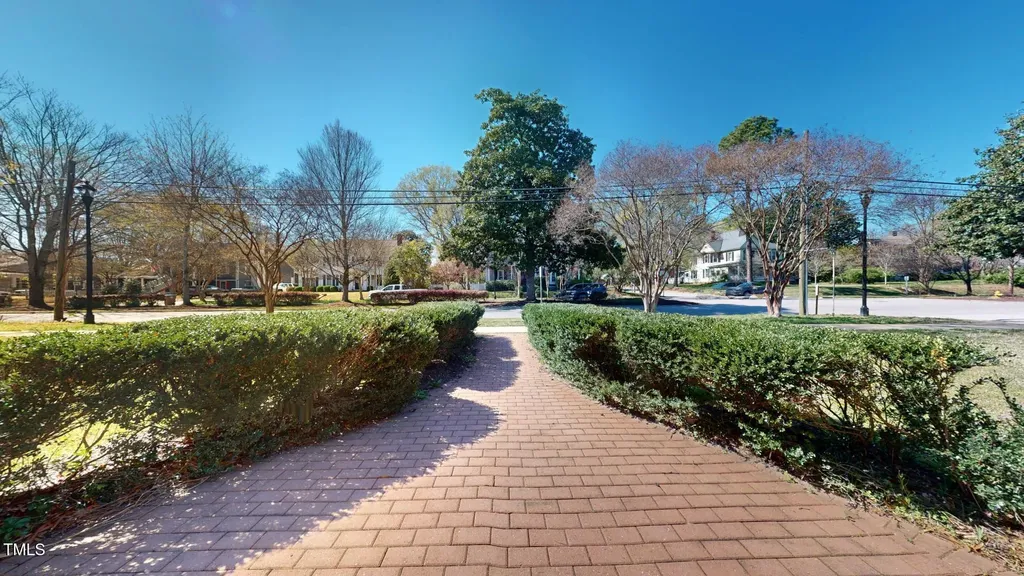 238 N Main Street Wake Forest NC 27587