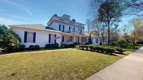 238 N Main Street Wake Forest NC 27587