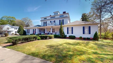 238 N Main Street Wake Forest NC 27587