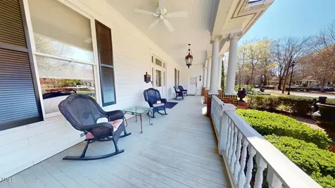 238 N Main Street Wake Forest NC 27587