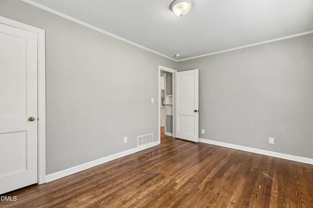 106 Plainview Avenue Raleigh NC 27604