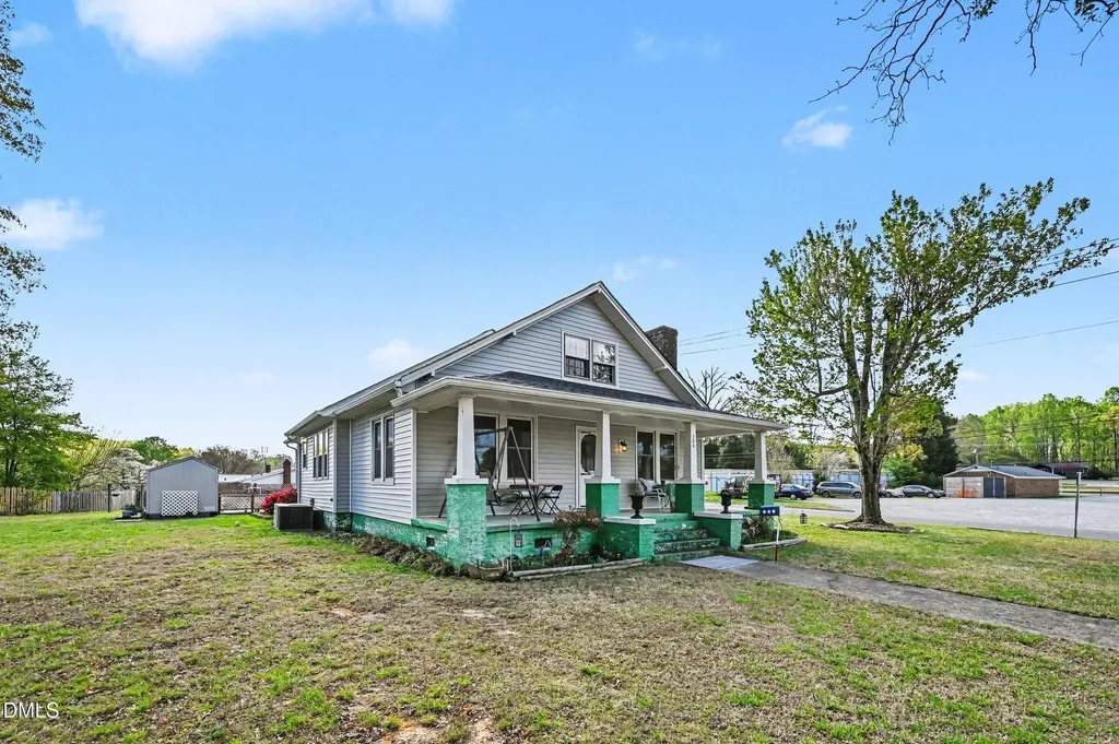 200 N 7th Street Mebane NC 27302