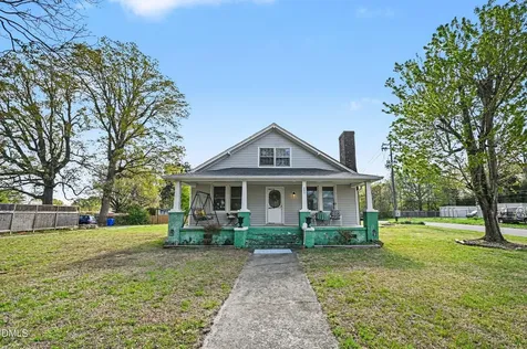 200 N 7th Street Mebane NC 27302