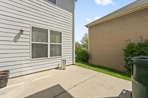 716 Pierside Drive Cary NC 27519
