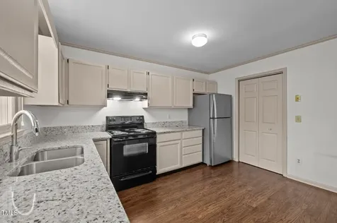 300 Nc 54 Carrboro NC 27510