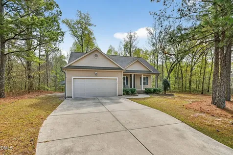 117 Maple Leaf Court Lillington NC 27546