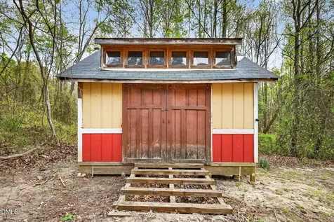 117 Maple Leaf Court Lillington NC 27546