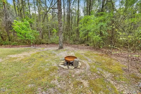 117 Maple Leaf Court Lillington NC 27546