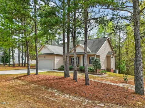 117 Maple Leaf Court Lillington NC 27546