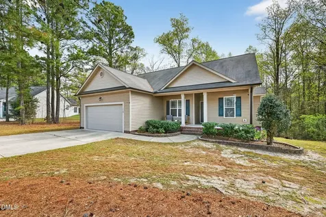 117 Maple Leaf Court Lillington NC 27546