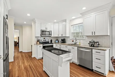 128 Royal Kings Court Winston-salem NC 27127