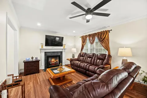 128 Royal Kings Court Winston-salem NC 27127