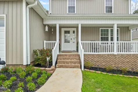 128 Royal Kings Court Winston-salem NC 27127