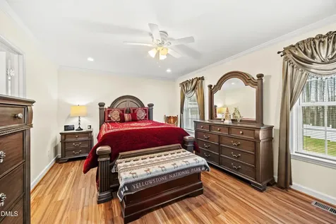 128 Royal Kings Court Winston-salem NC 27127