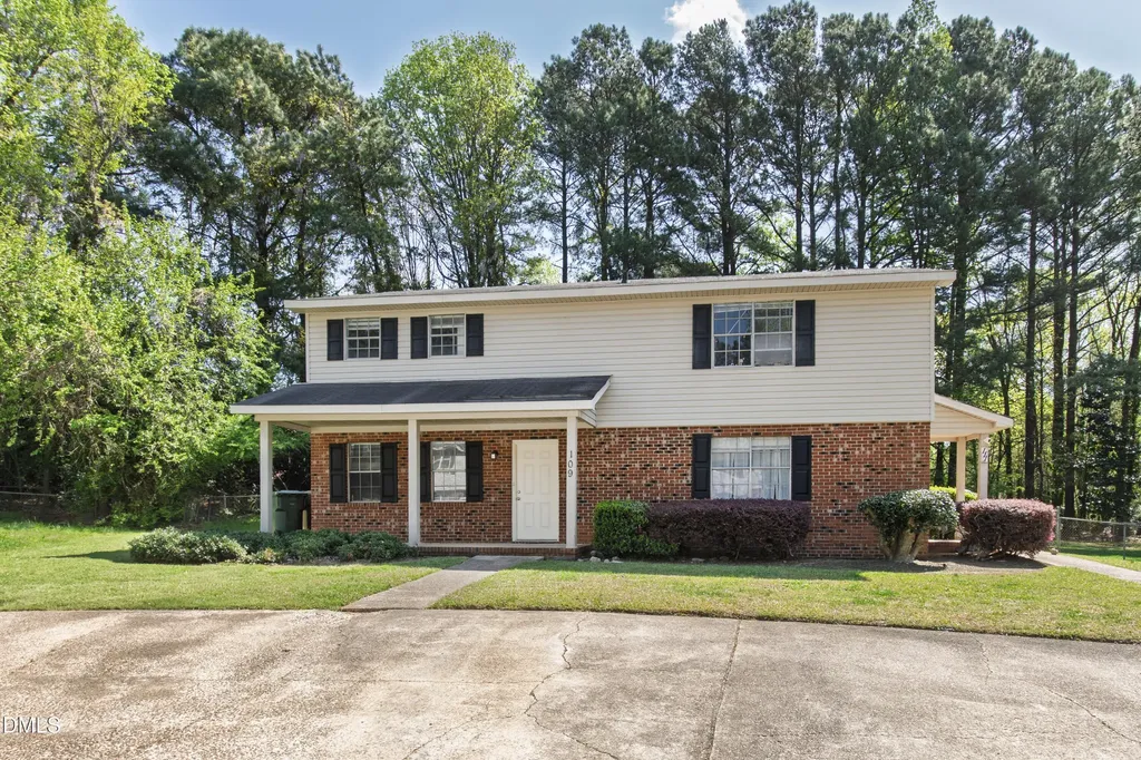 109 Rainbow Cary NC 27511