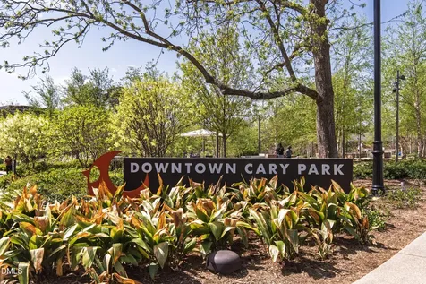 109 Rainbow Cary NC 27511