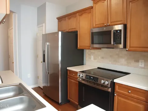 8021 Allyns Landing Way Raleigh NC 27615