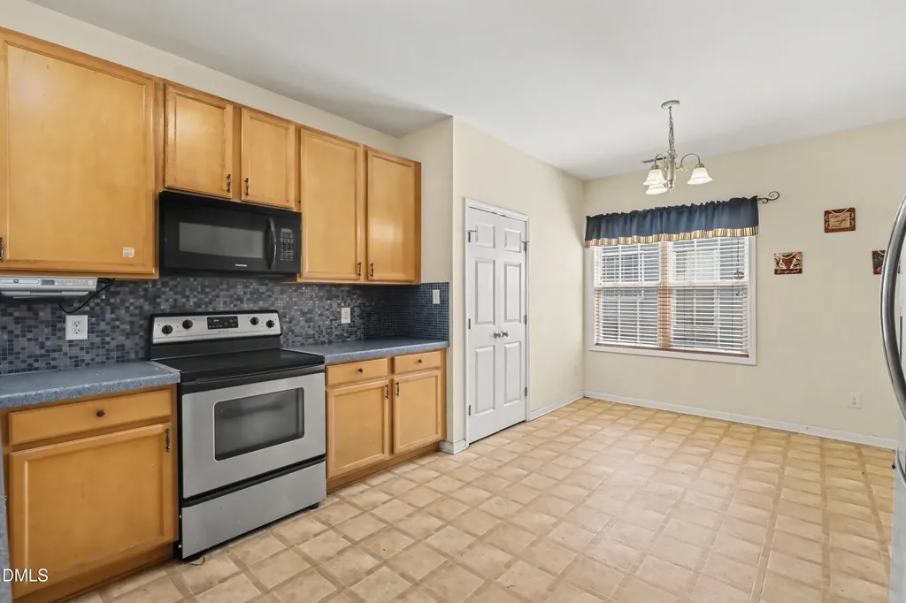 8122 Marshall Brae Drive Raleigh NC 27616