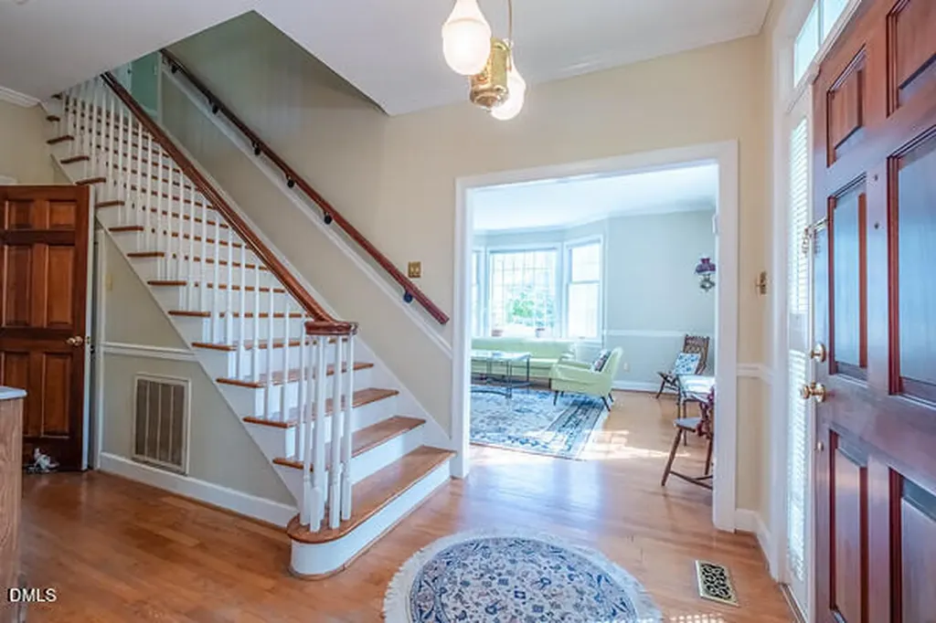 109 Mendel Drive Chapel Hill NC 27514